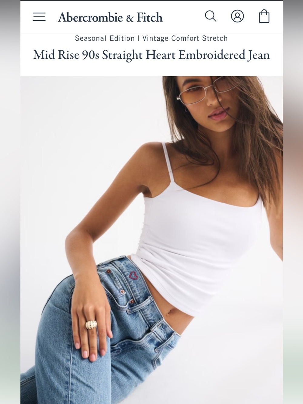 Abercrombie & Fitch MidRise 90’s Straight Heart Jean 28 Waist or 6 / 32.5 Long